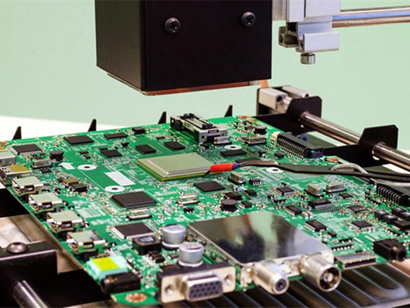 Vehicle traveling data recorder