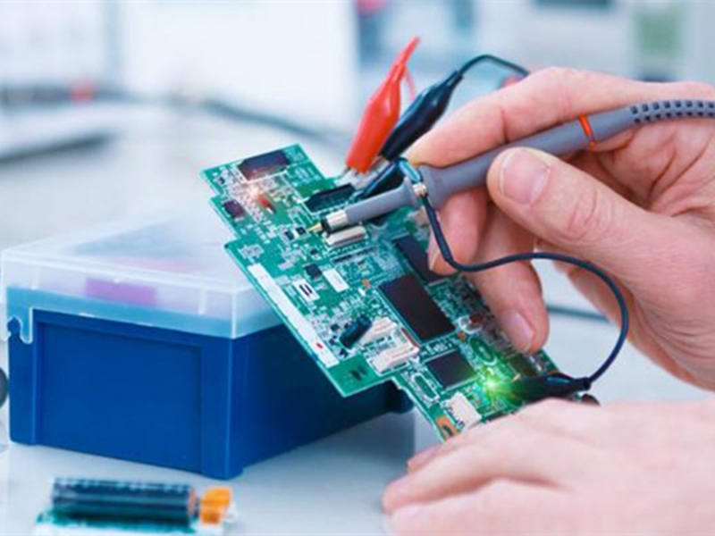 Vehicle traveling data recorder